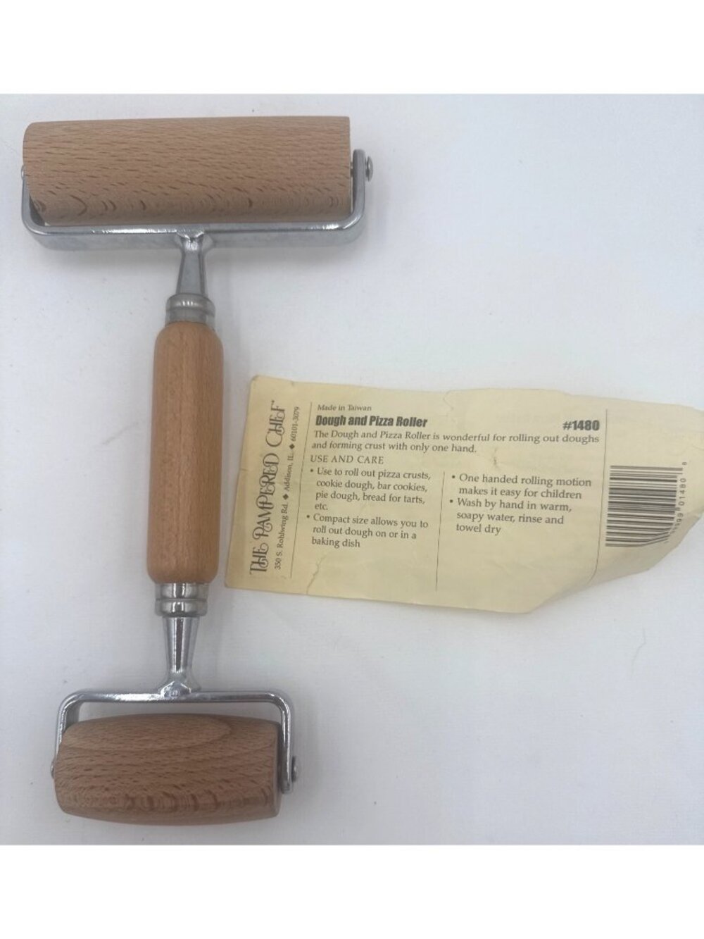 The Pampered Chef Dough & Pizza Roller Wooden Handle For Baking & Pastry Use